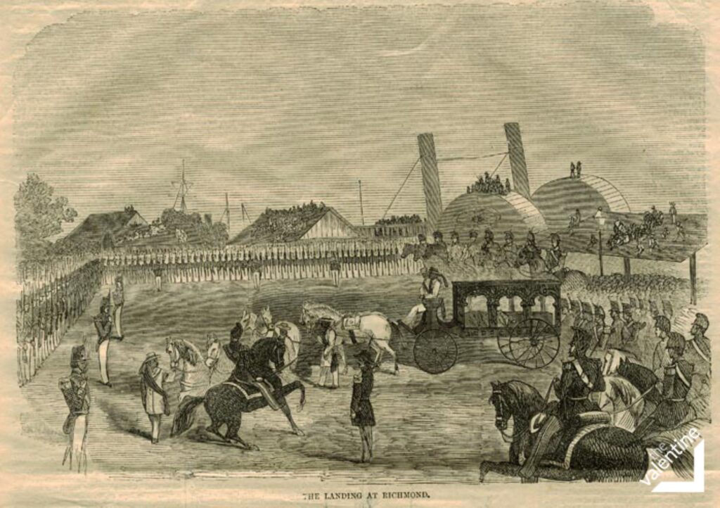 Drawing depicting James Monroe's casket being brought on a horsedrawn carriage into Richmond. There are lots of soldiers looking on and a crowd of other onlookers.